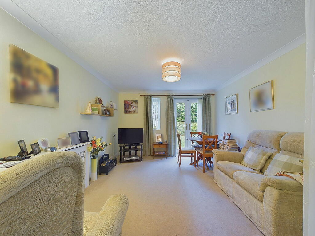 Additional property image - The Courtyard, Offington Lane, Worthing BN14 9RT