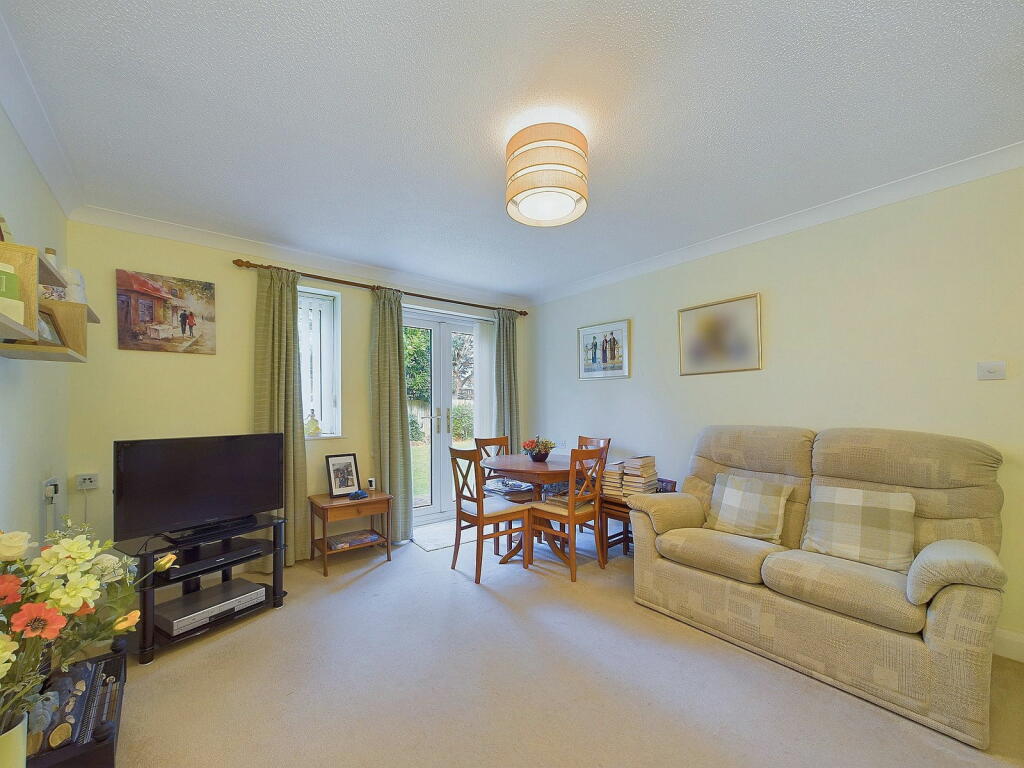 Additional property image - The Courtyard, Offington Lane, Worthing BN14 9RT