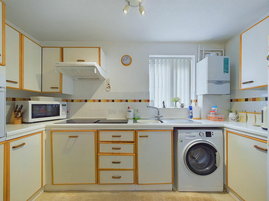 Additional property image - The Courtyard, Offington Lane, Worthing BN14 9RT