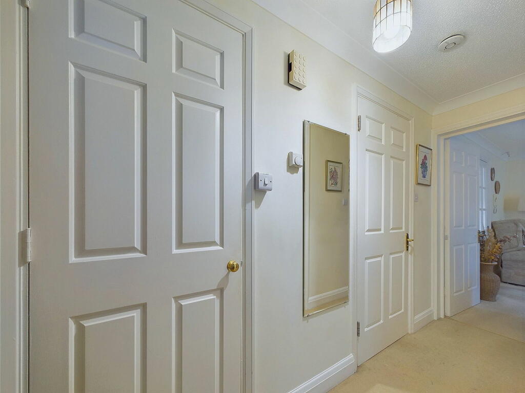 Additional property image - The Courtyard, Offington Lane, Worthing BN14 9RT
