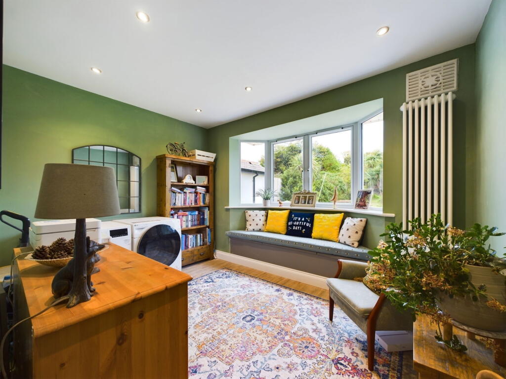 Additional property image - Sullington Gardens, Findon Valley, Worthing BN14 0HR