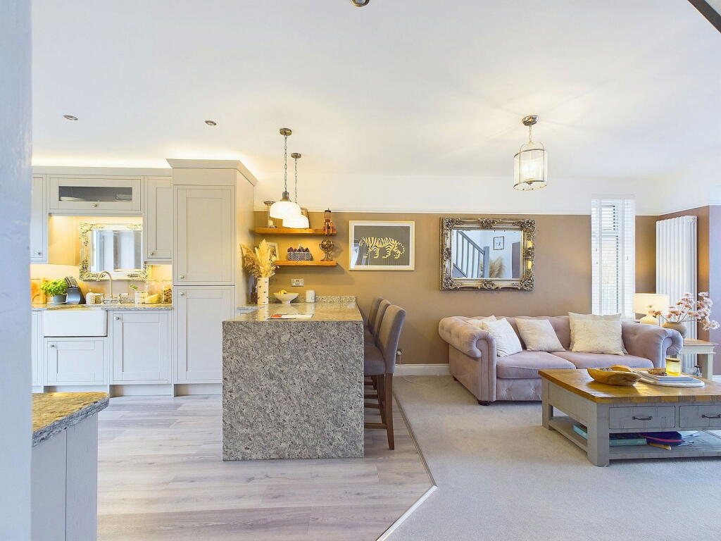 Additional property image - Sullington Gardens, Findon Valley, Worthing BN14 0HR