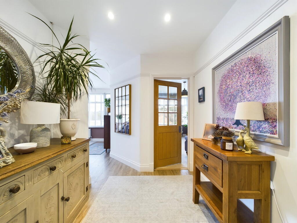 Additional property image - Sullington Gardens, Findon Valley, Worthing BN14 0HR