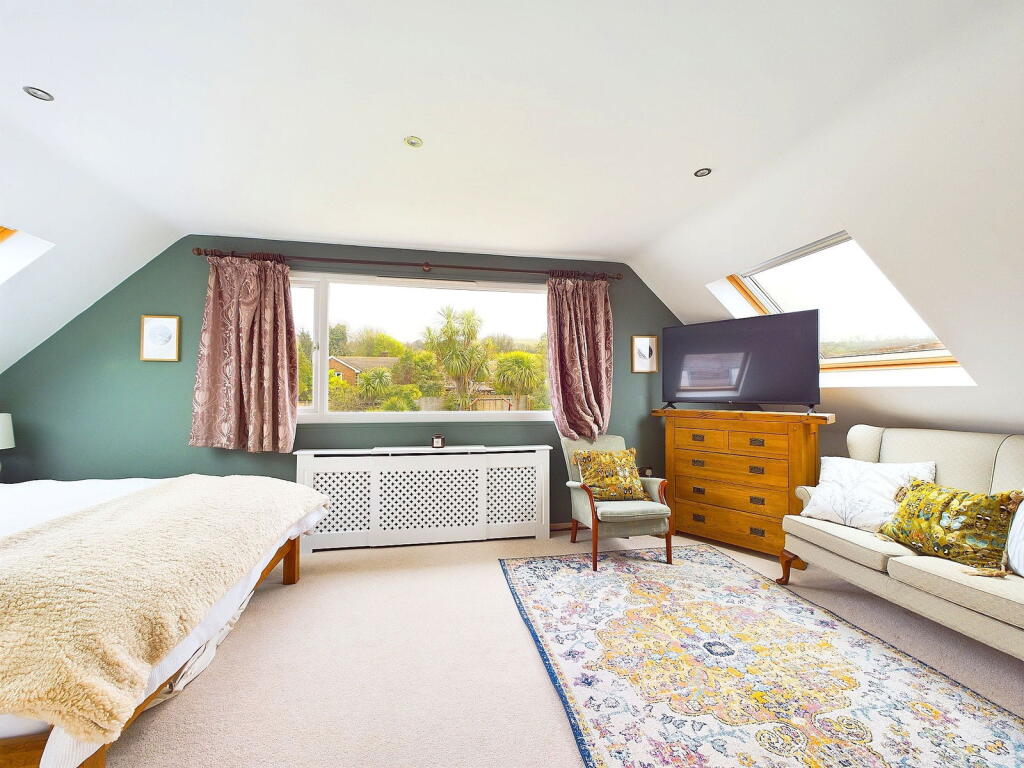 Additional property image - Sullington Gardens, Findon Valley, Worthing BN14 0HR