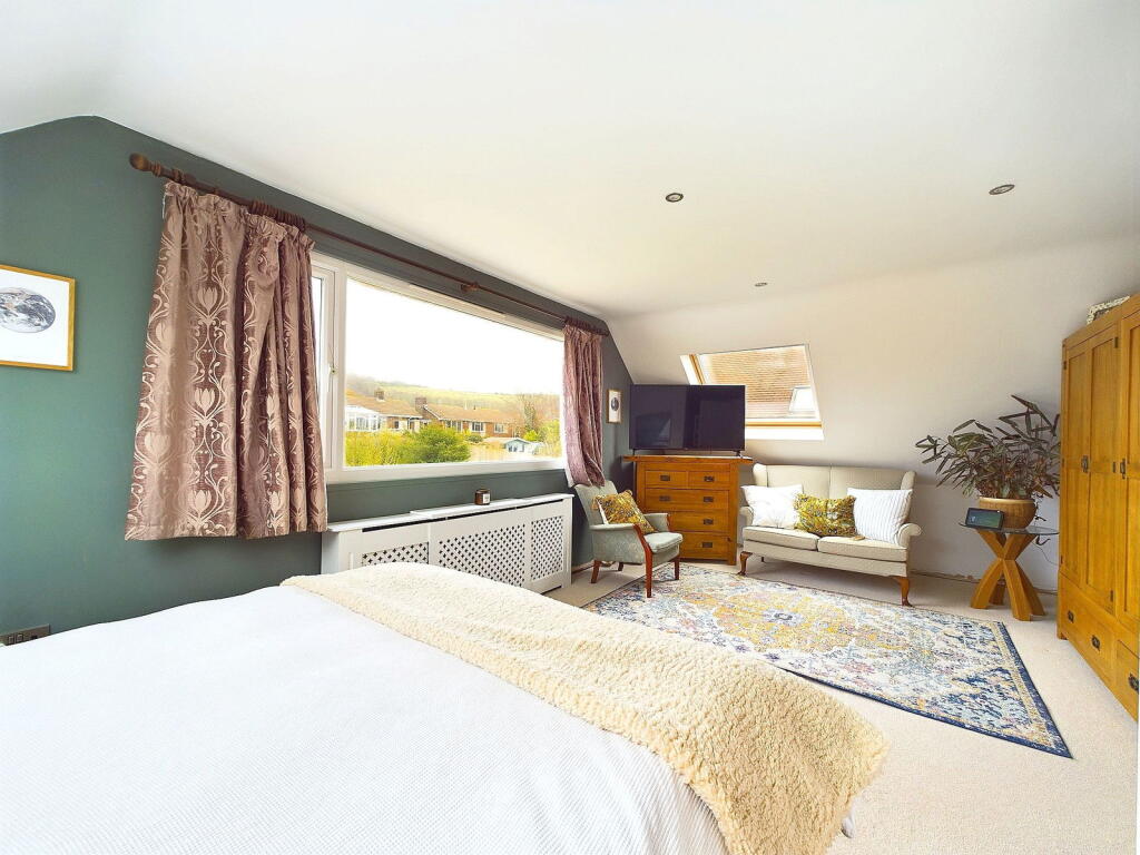 Additional property image - Sullington Gardens, Findon Valley, Worthing BN14 0HR