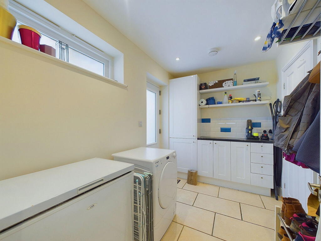 Additional property image - Brandfold, Durrington Hill, Worthing BN13 2PZ