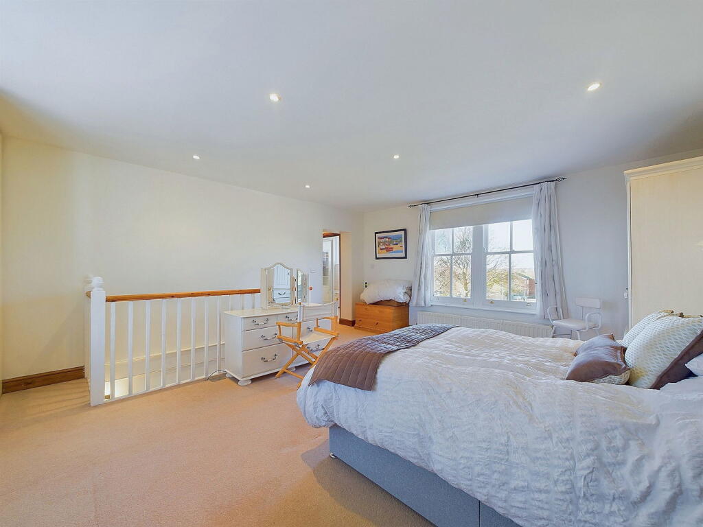 Additional property image - Brandfold, Durrington Hill, Worthing BN13 2PZ