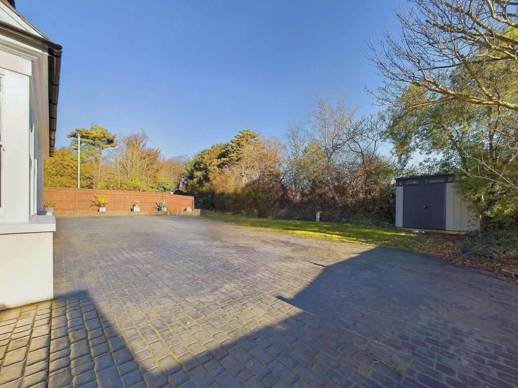 Additional property image - Brandfold, Durrington Hill, Worthing BN13 2PZ
