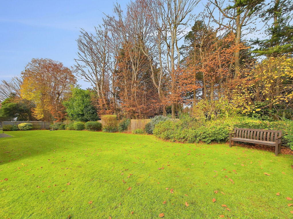 Additional property image - The Courtyard, Offington Lane, Worthing BN14 9RT