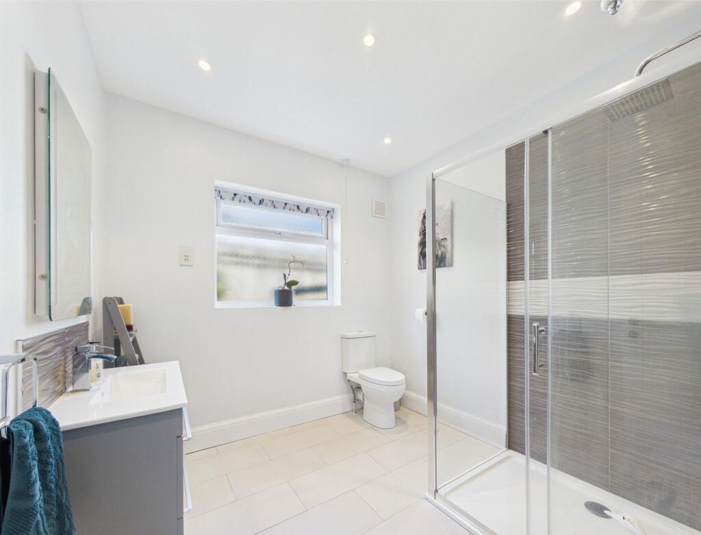 Additional image 18 of Woodland Avenue, High Salvington, Worthing BN13 3AF
