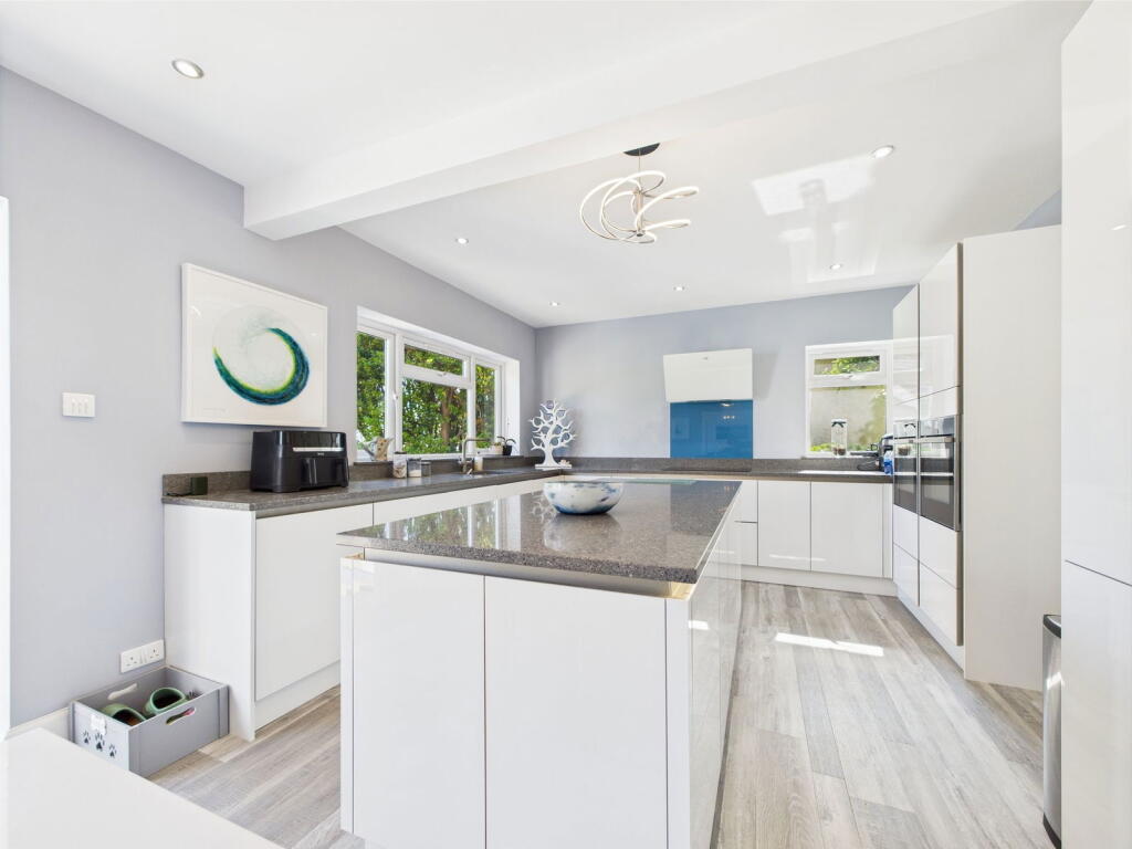 Additional image 23 of Woodland Avenue, High Salvington, Worthing BN13 3AF