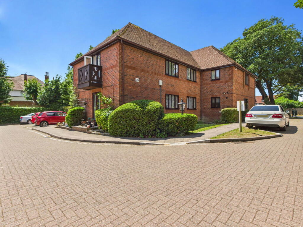 Main image of property: The Courtyard, Offington Lane, Worthing BN14 9RT