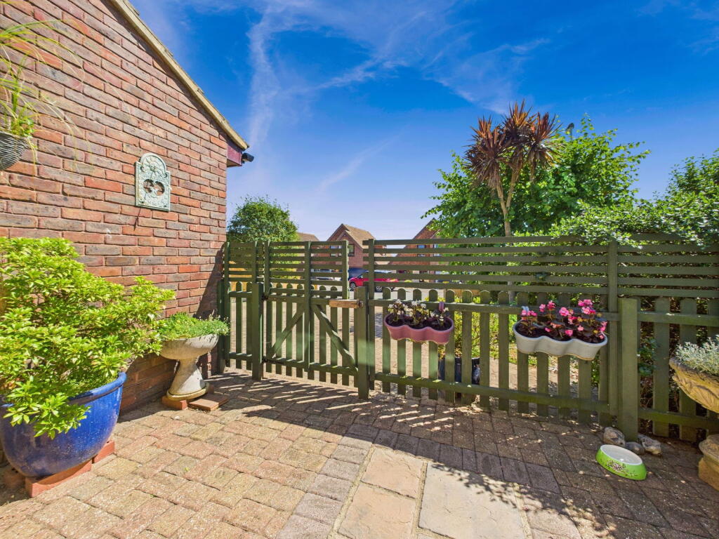 Additional image 34 of Cheviot Close, Salvington, Worthing BN13 2LL