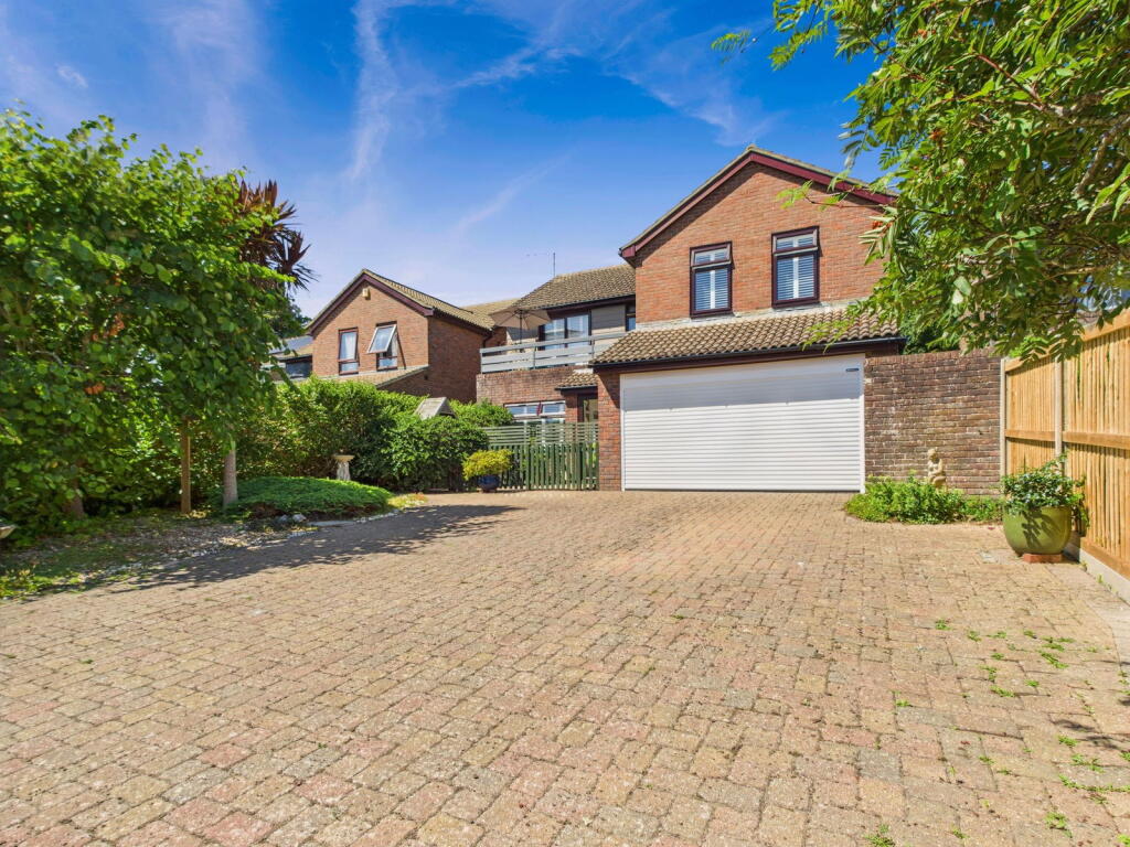 Additional image 35 of Cheviot Close, Salvington, Worthing BN13 2LL