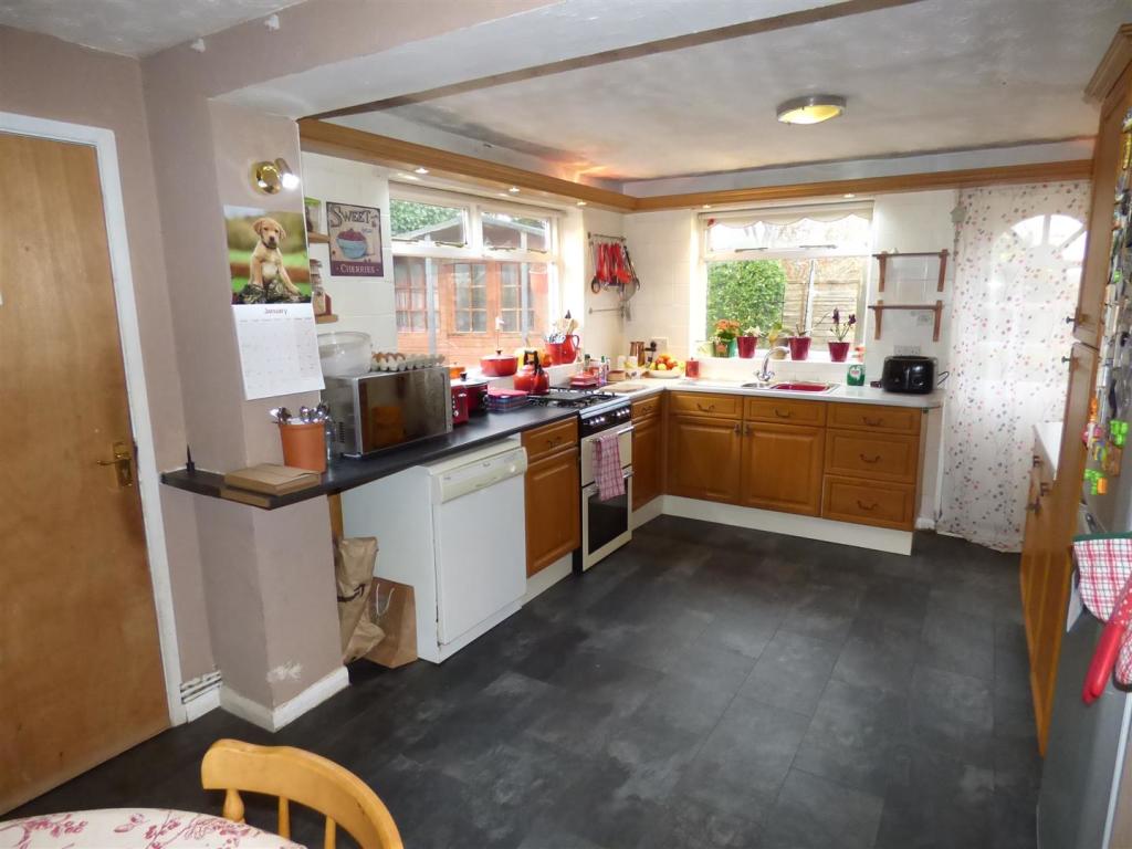 3 bedroom detached house for sale in Mainsforth Road, Ferryhill, DL17