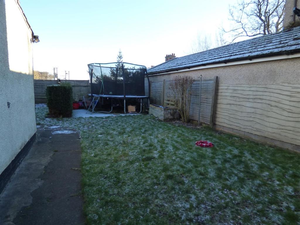 3 bedroom detached house for sale in Mainsforth Road, Ferryhill, DL17