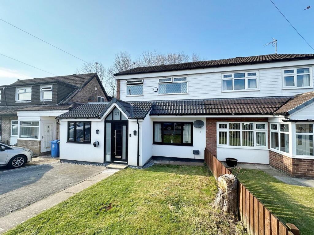 Main image of property: Chelford Close, Middleton