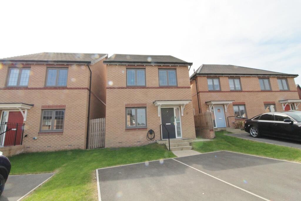 Main image of property: Staithes Drive, Wakefield