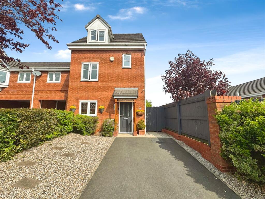 Main image of property: Wood Green Gardens, Wigan