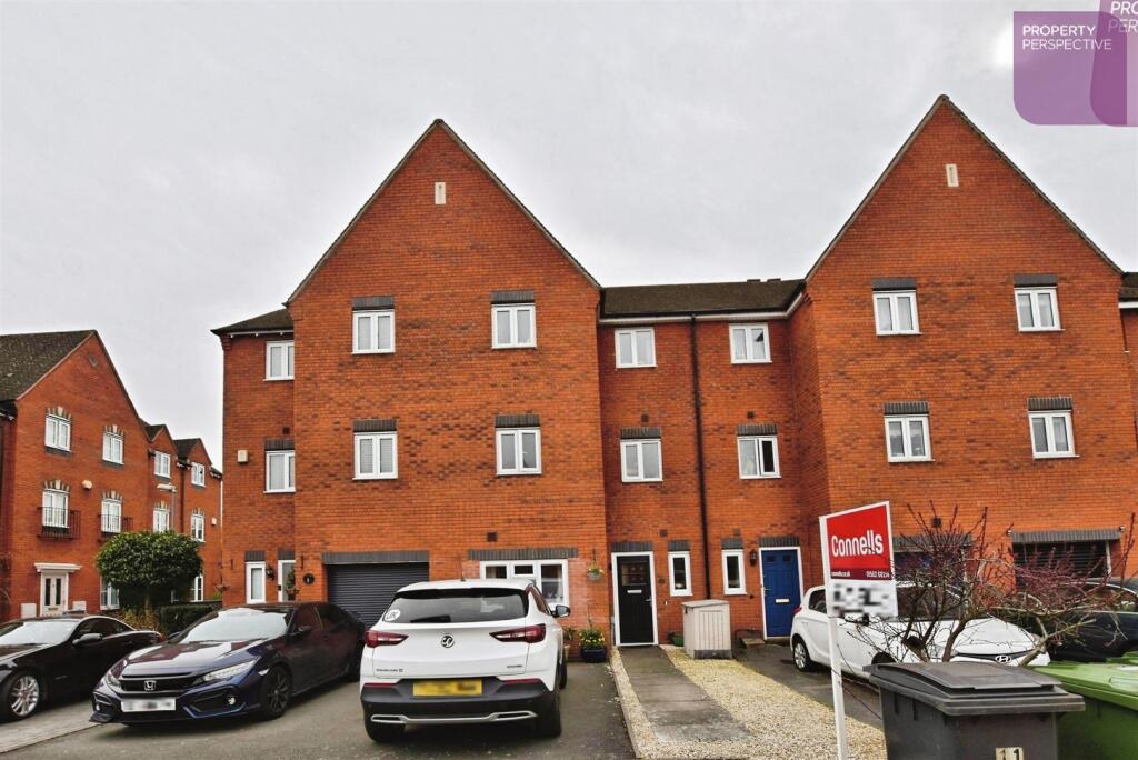 Main image of property: Peacock Mews, Kidderminster