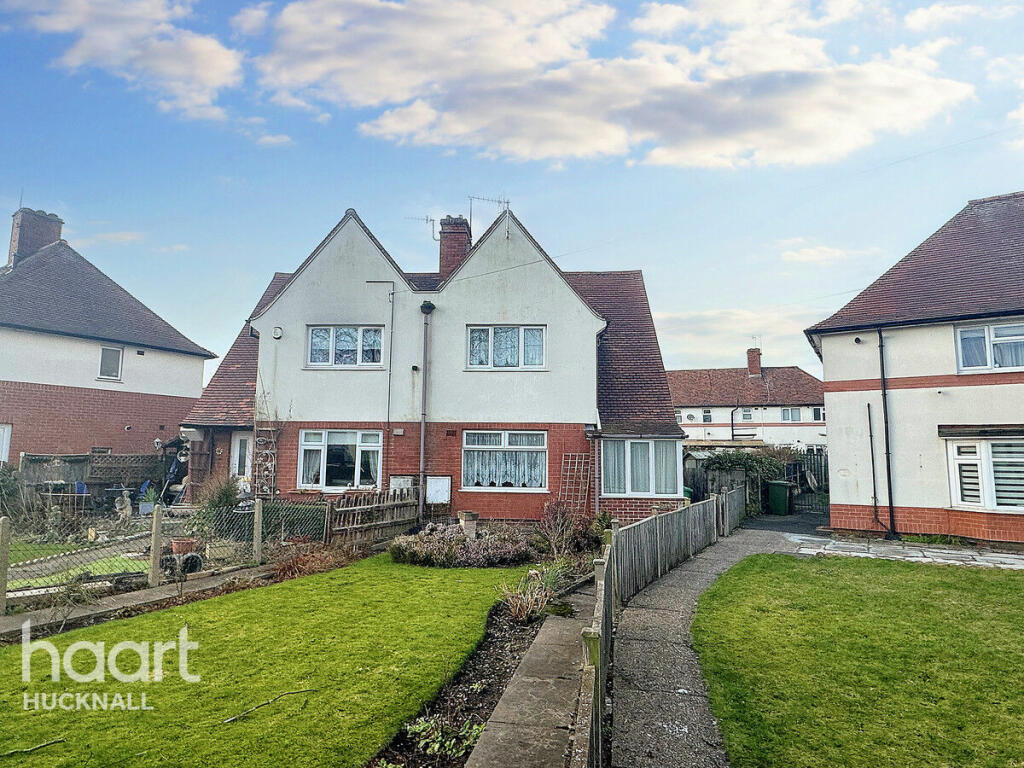 2 bedroom semidetached house for sale in Grindon Crescent, Nottingham, NG6
