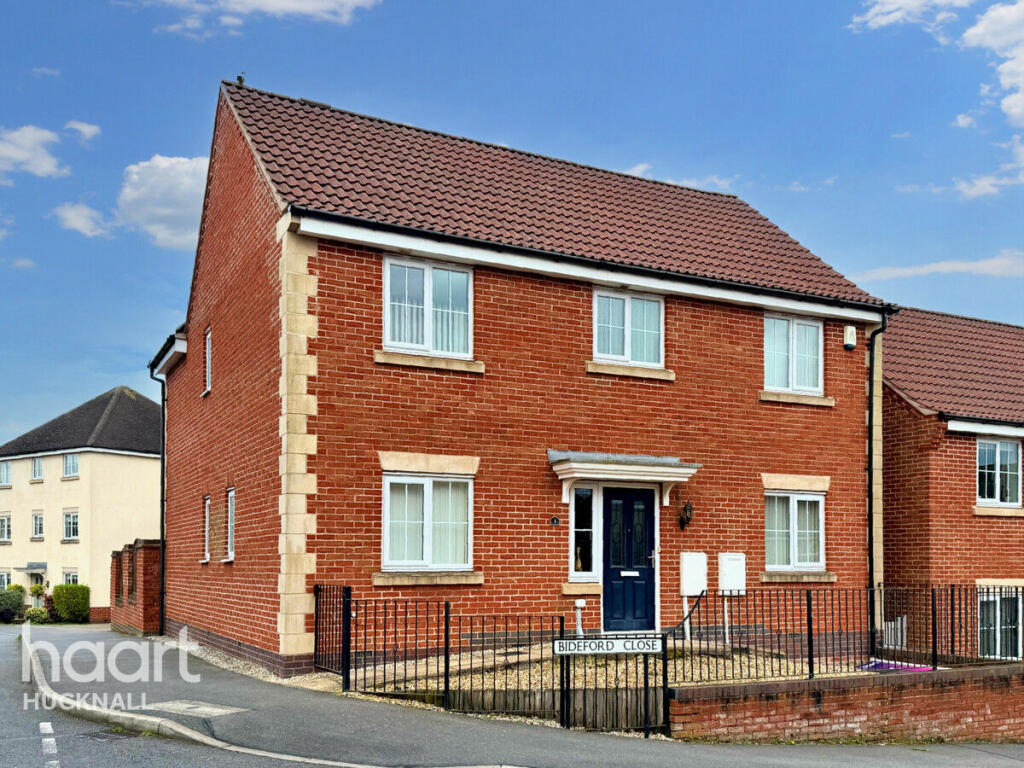 4 bedroom detached house for sale in Bideford Close, Mapperley, Nottingham, NG3