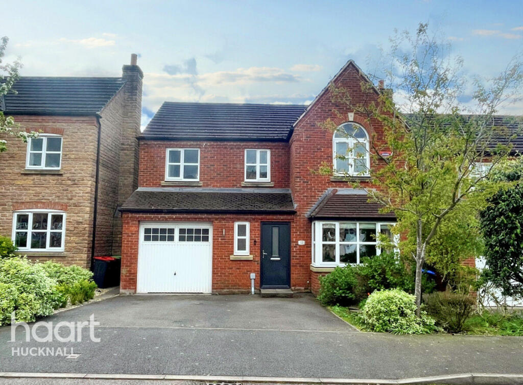 4 bedroom detached house for sale in Millbank Place, Bestwood Village, Nottingham, NG6