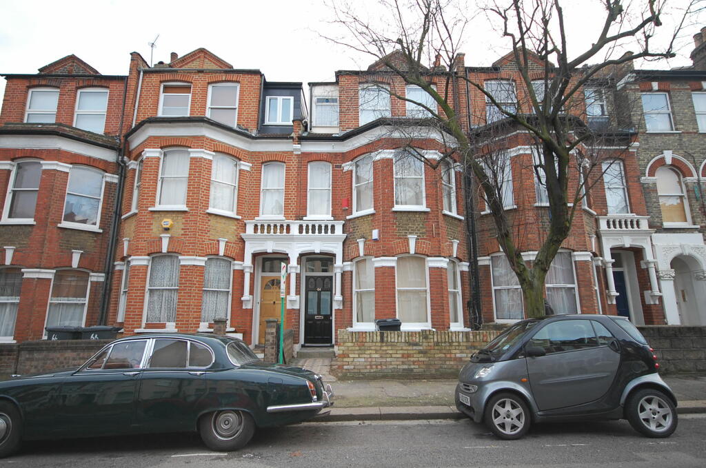 Main image of property: Top Floor Flat, Hampden Road, Hornsey, N8