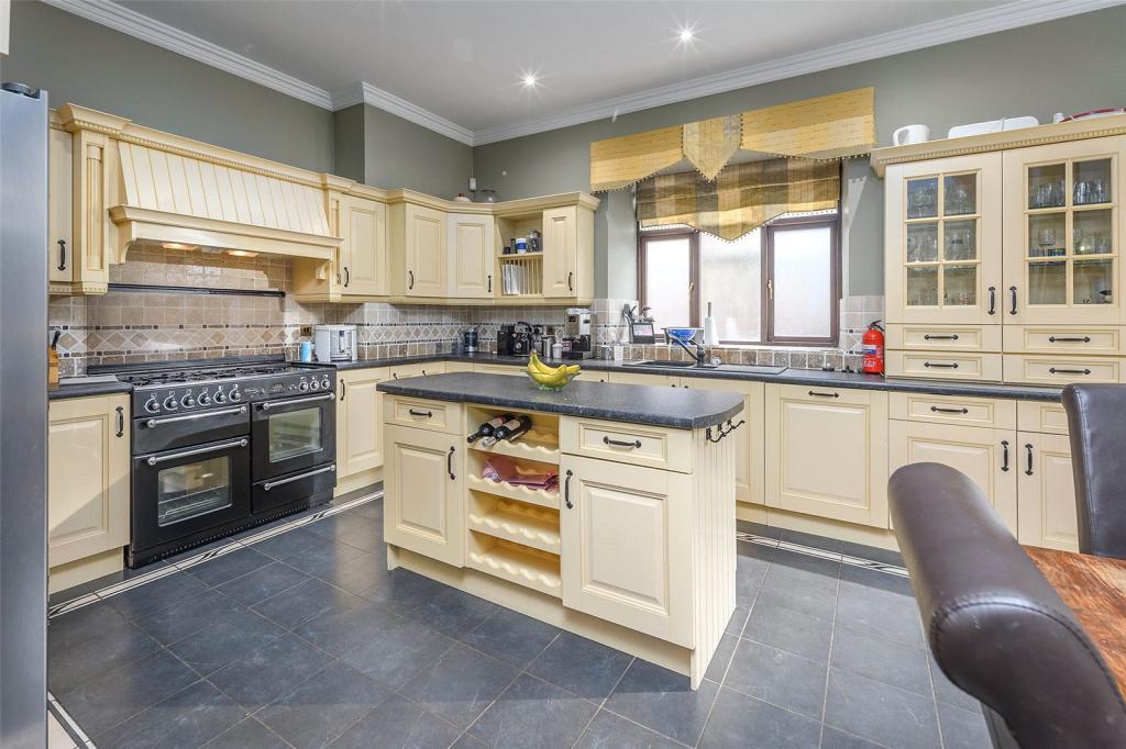 5 bedroom detached house for sale in Old Elvet, Durham, DH1