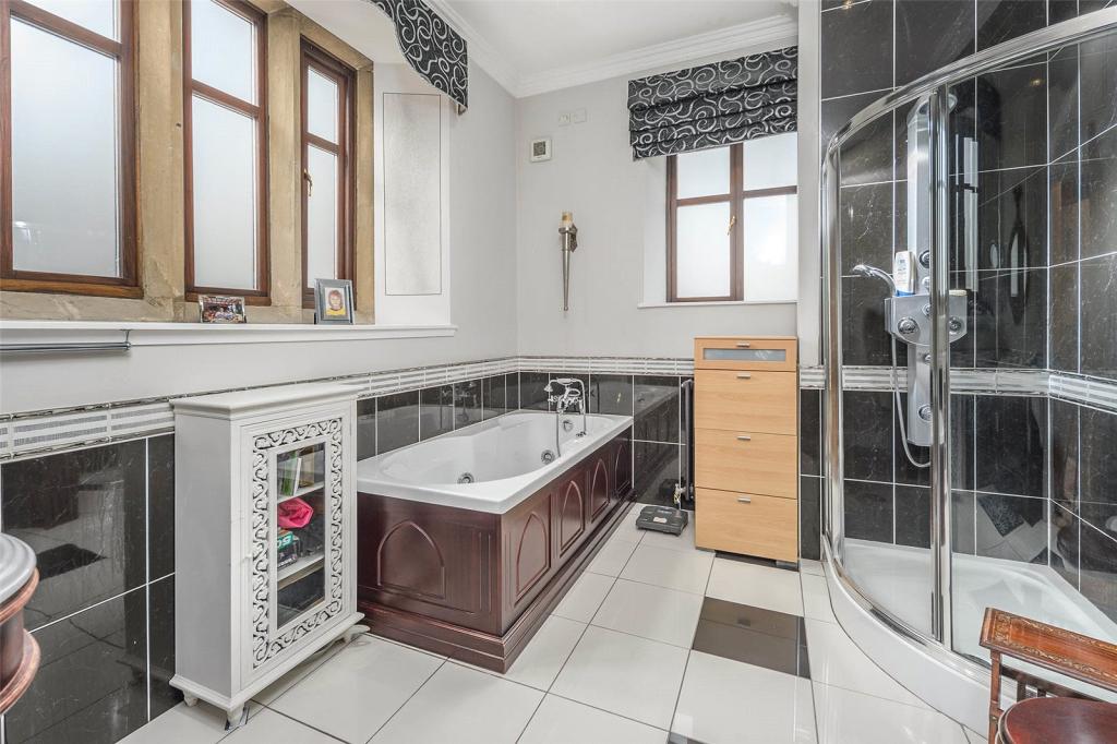 5 bedroom detached house for sale in Old Elvet, Durham, DH1