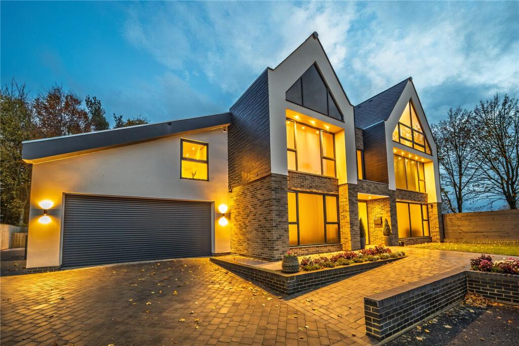 Main image of property: Trinity Mews, Durham, DH1