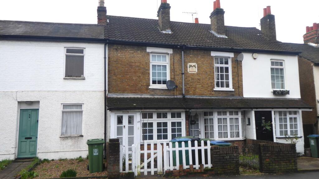 2 bedroom terraced house for sale in Pinner Road, Oxhey Village