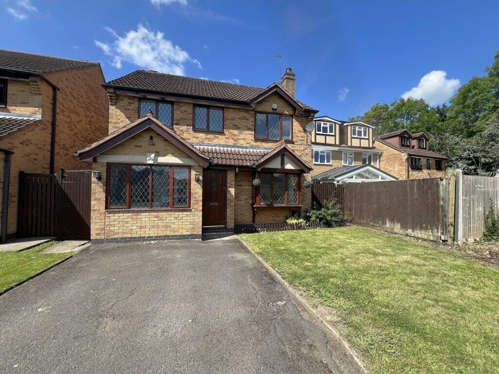 Main image of property: Winchester Close, Banbury, OXON, OX16