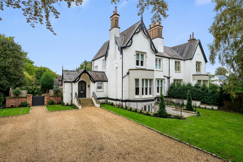 5 bedroom semidetached house for sale in Davey Lane, Alderley Edge, SK9