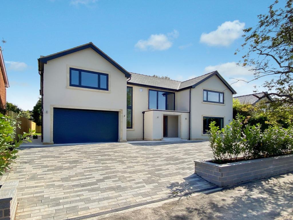 4 bedroom detached house for sale in Sutton Road, Alderley Edge, SK9