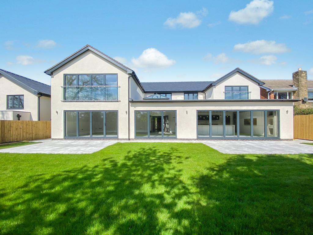 4 bedroom detached house for sale in Sutton Road, Alderley Edge, SK9