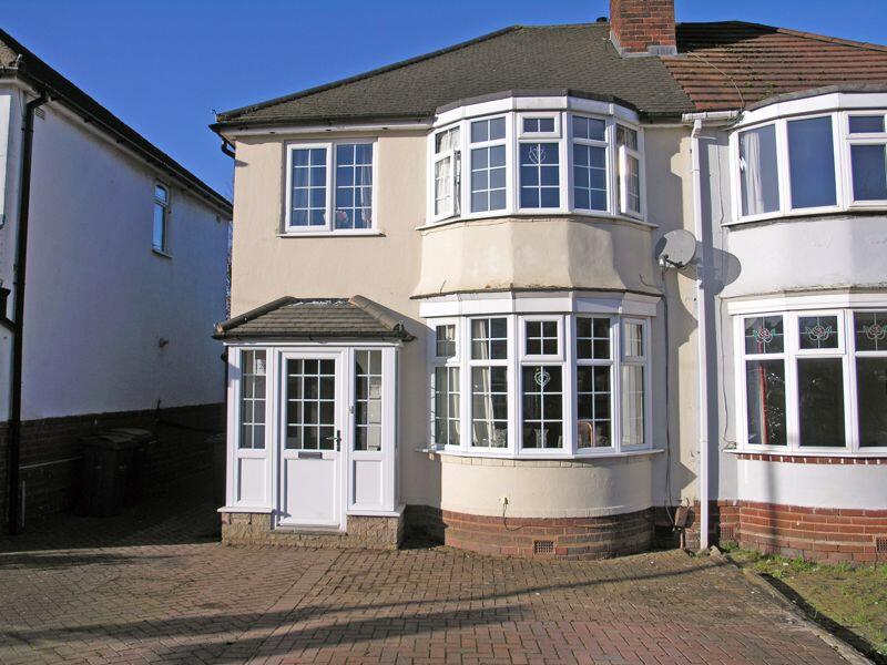 3 bedroom semidetached house for sale in OLDBURY, Farm Road, B68