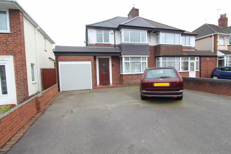 3 bedroom semidetached house for sale in CRADLEY HEATH, Trejon Road, B64