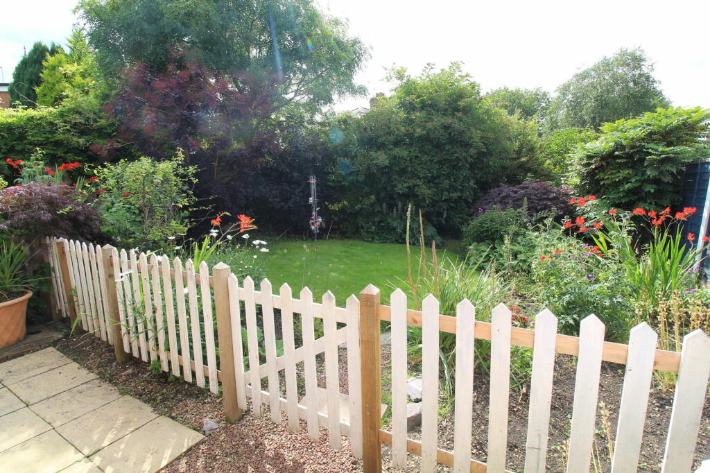 Additional property image - ROWLEY REGIS, Spring Avenue