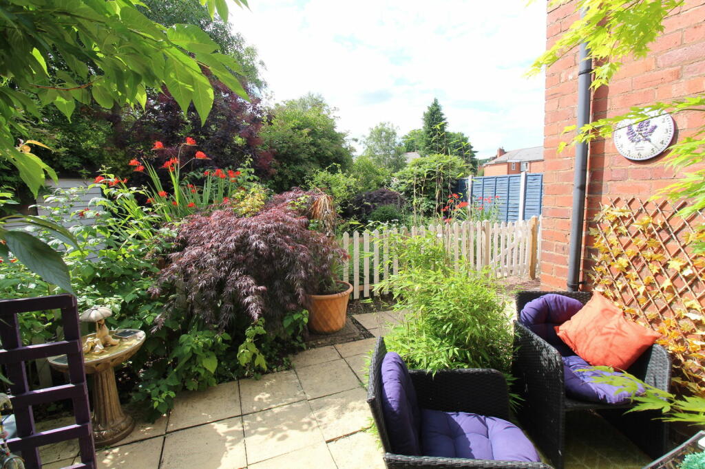 Additional property image - ROWLEY REGIS, Spring Avenue
