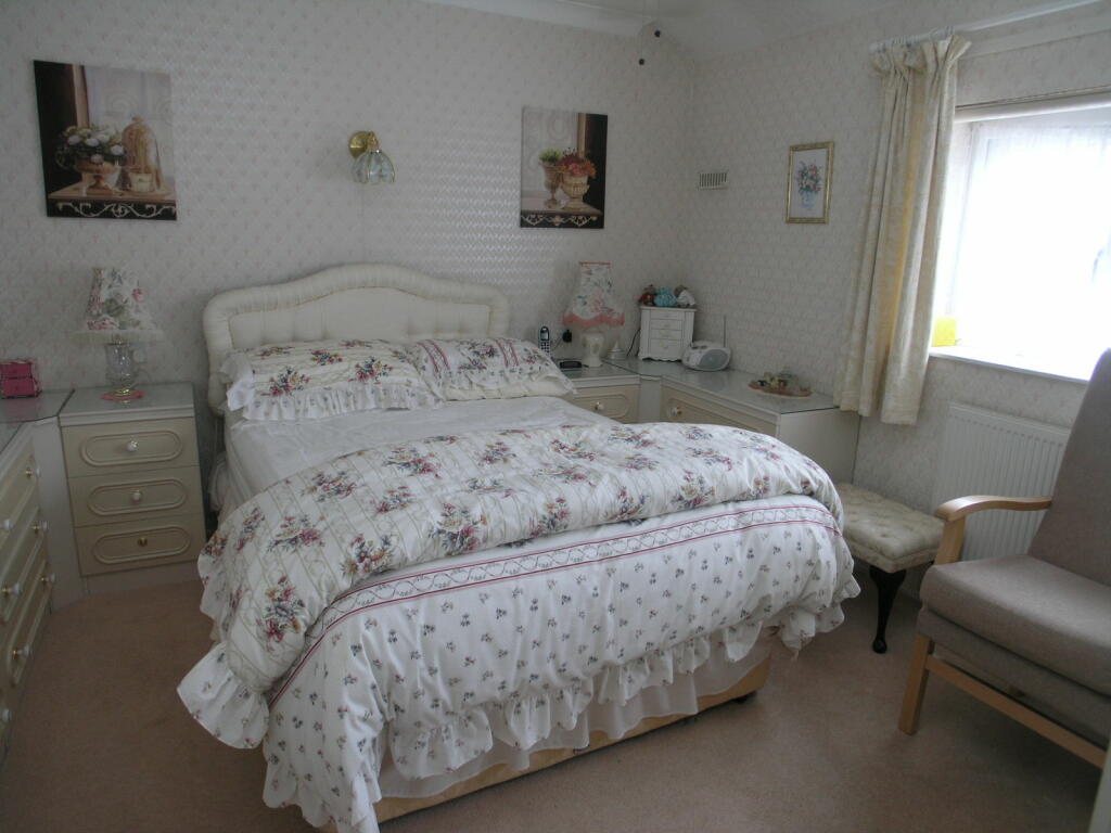 Additional property image - ROWLEY REGIS, Mayfield Crescent