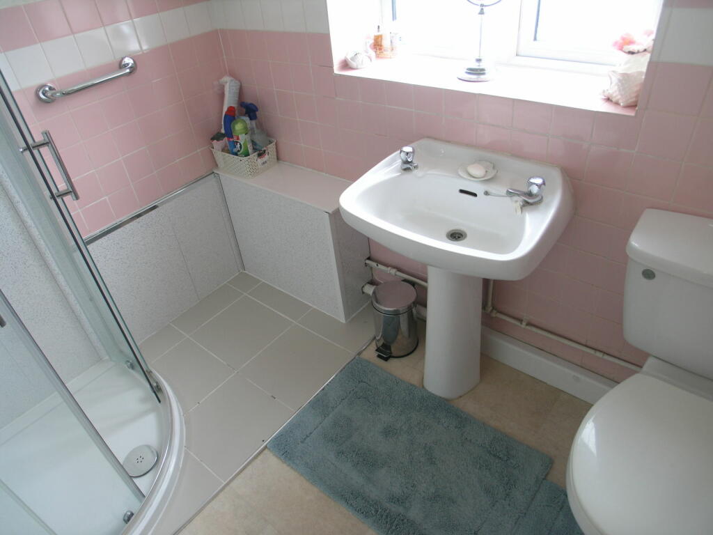 Additional property image - ROWLEY REGIS, Mayfield Crescent