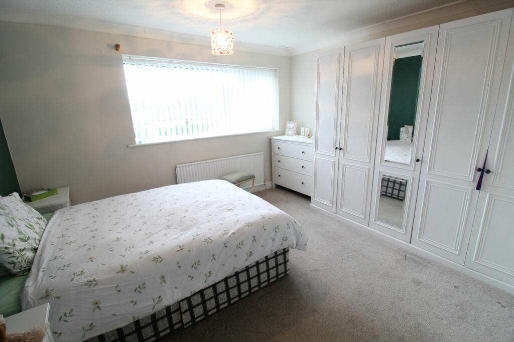 Additional property image - HALESOWEN, Lyndon Close