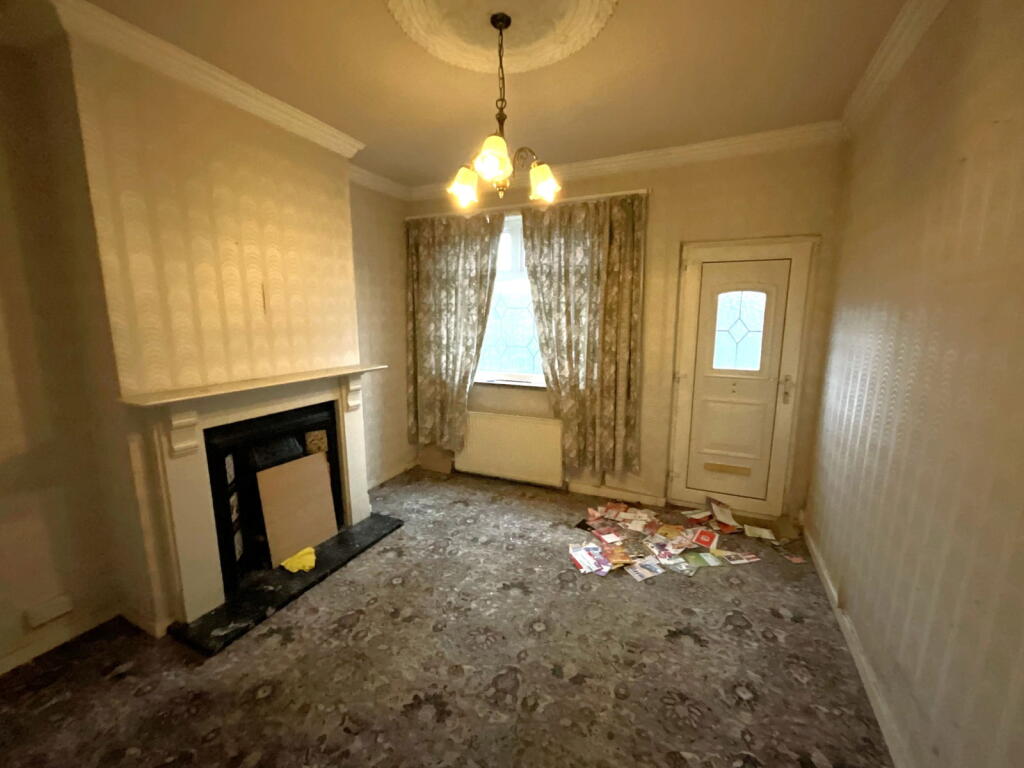 Additional property image - ROWLEY REGIS, Avenue Road