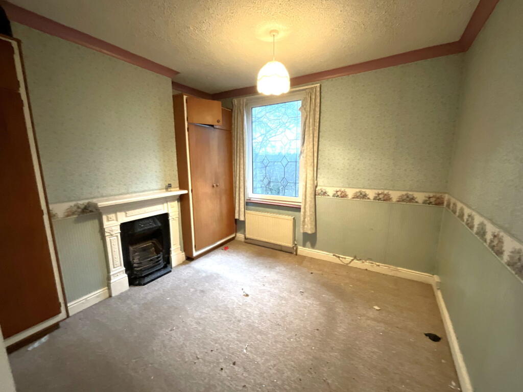Additional property image - ROWLEY REGIS, Avenue Road