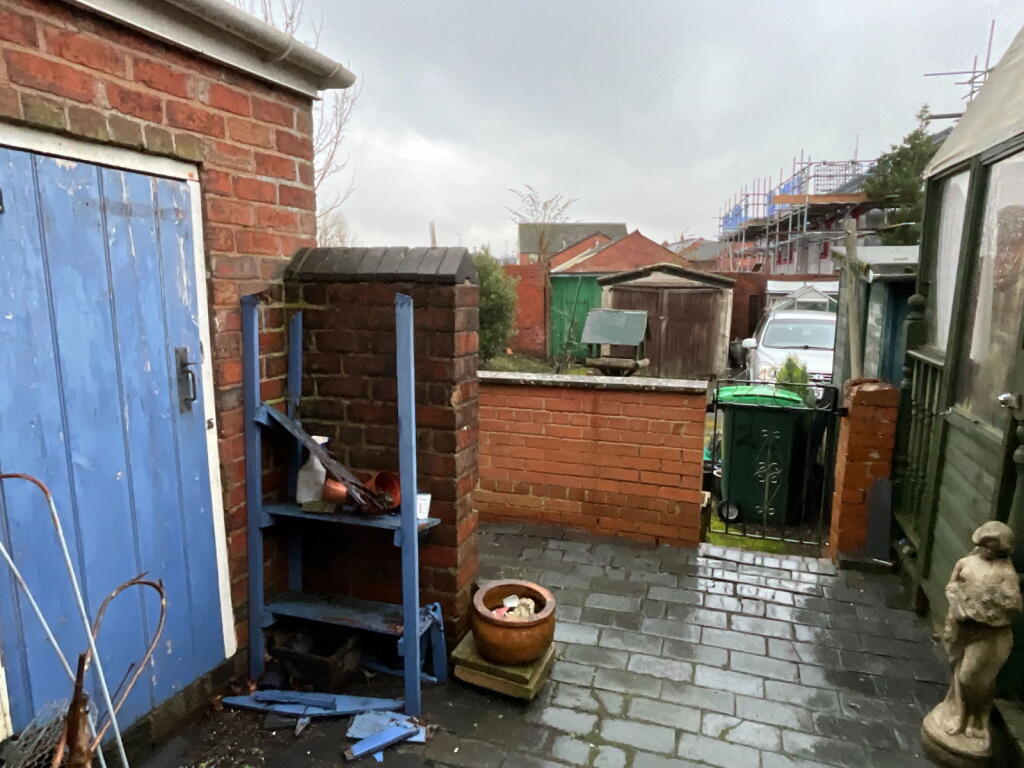 Additional property image - ROWLEY REGIS, Avenue Road