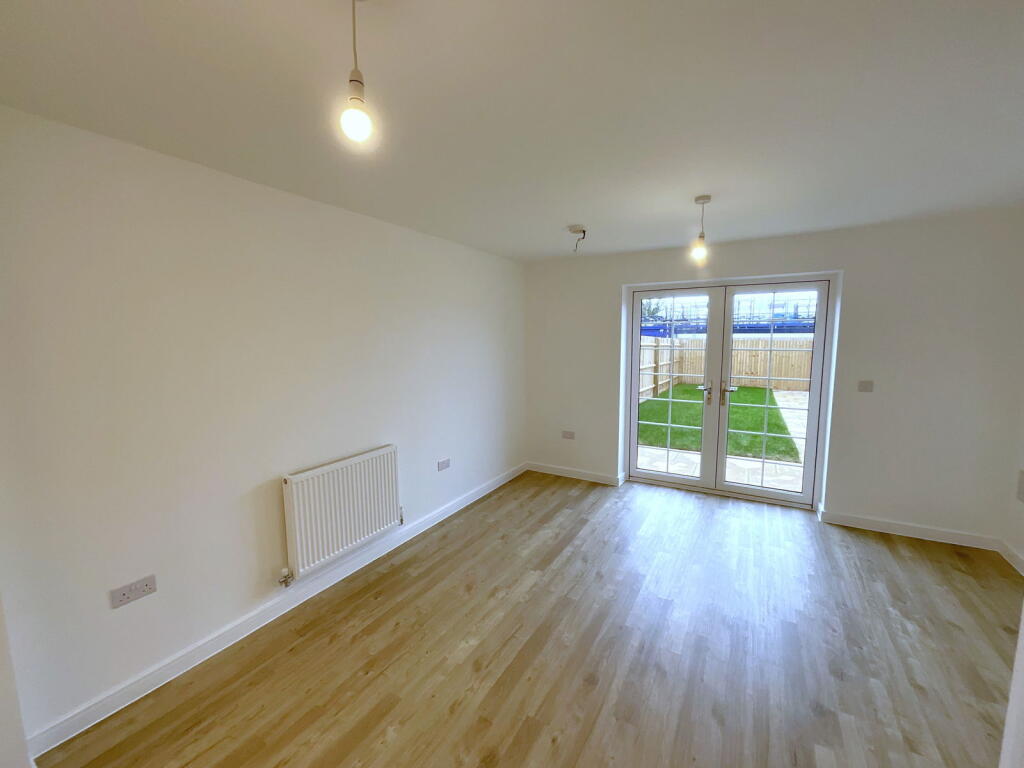 Additional property image - HALESOWEN, Bromsgrove Road