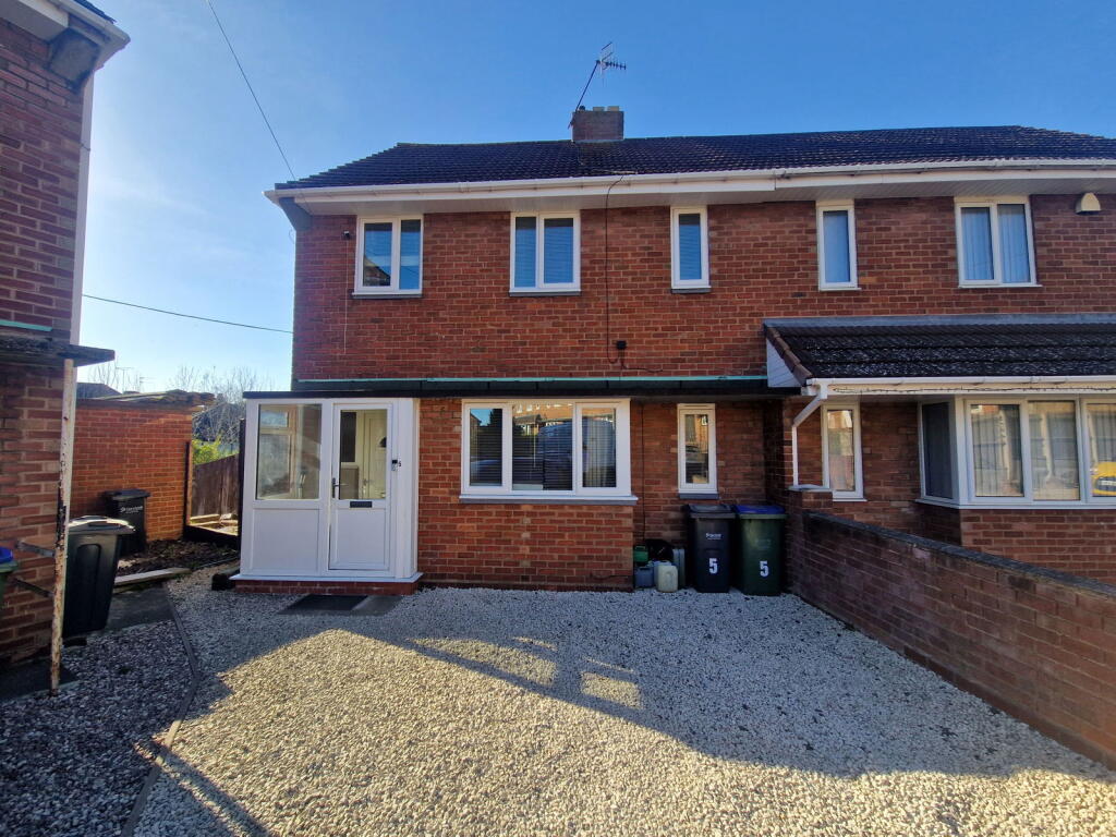 Main image of property: CRADLEY HEATH, Chapel Close