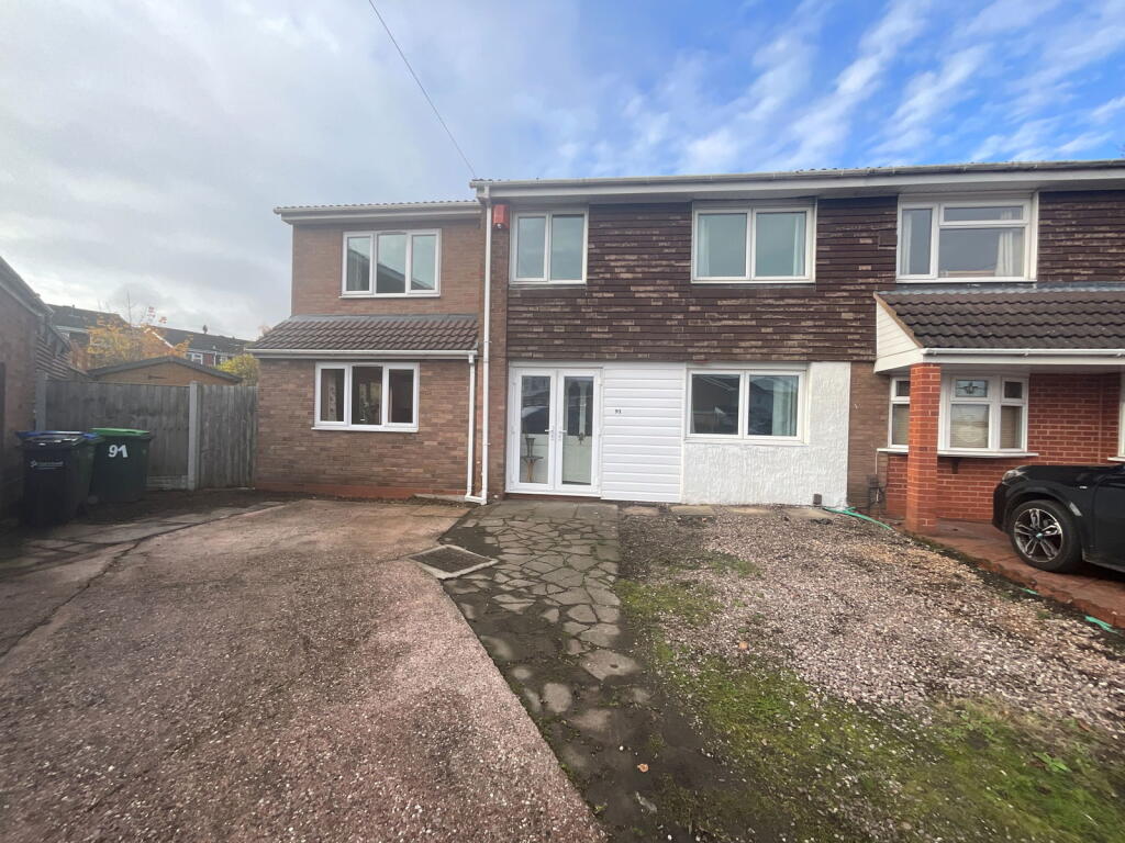 4 bedroom semi-detached house
