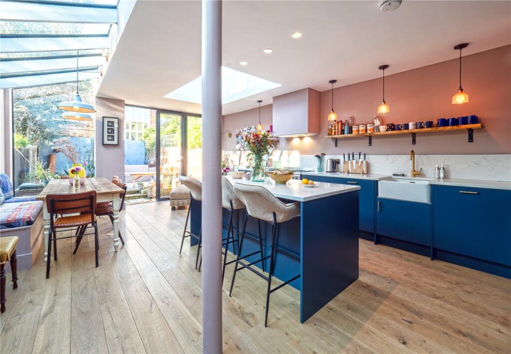 Main image of property: Chaucer Road, London, SE24